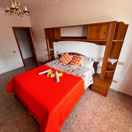 Bllok Bright Private Bedrooms With Private Bathroom On Shared Apartment Tirana Eksteriør billede