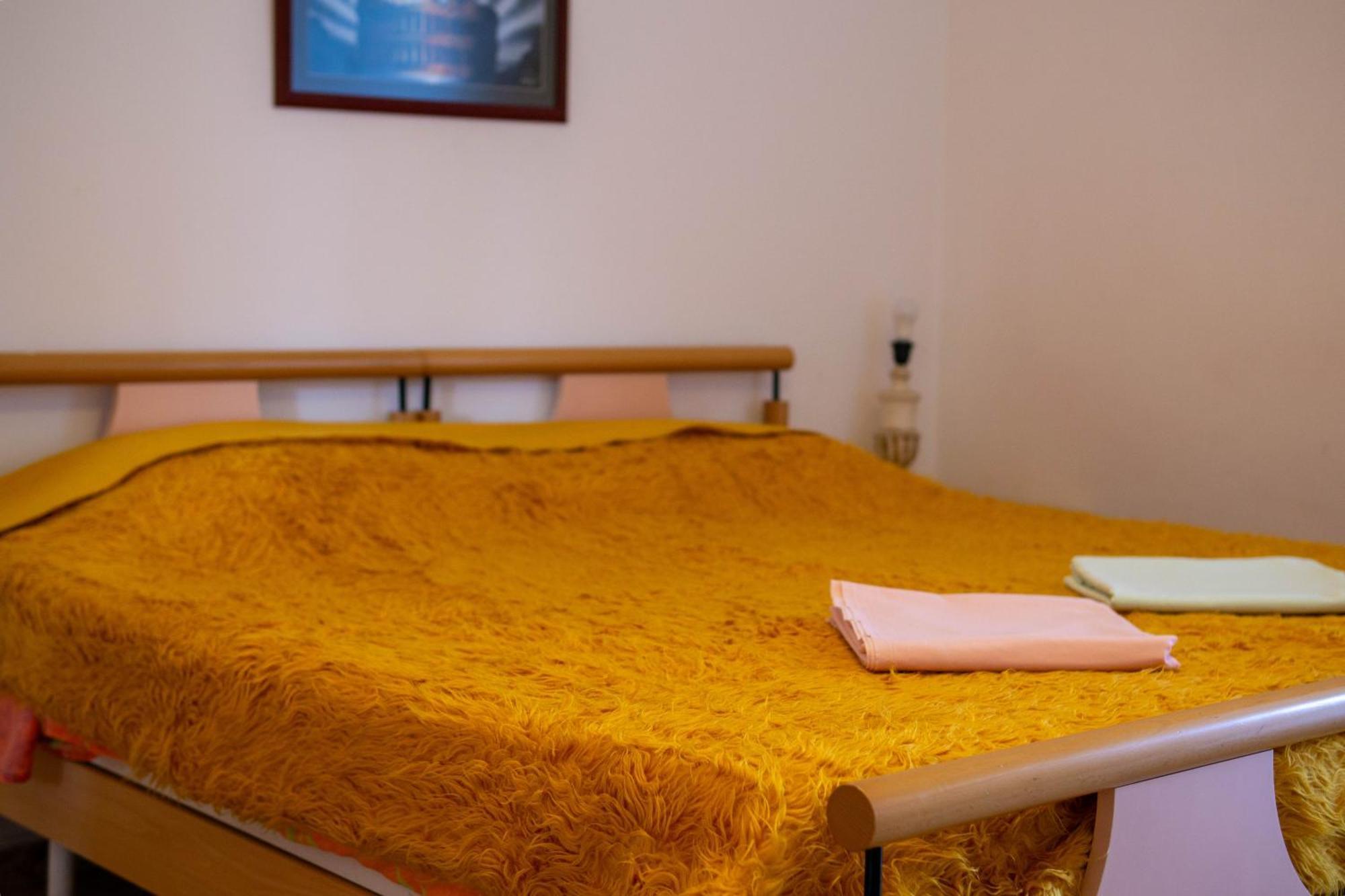 Bllok Bright Private Bedrooms With Private Bathroom On Shared Apartment Tirana Eksteriør billede