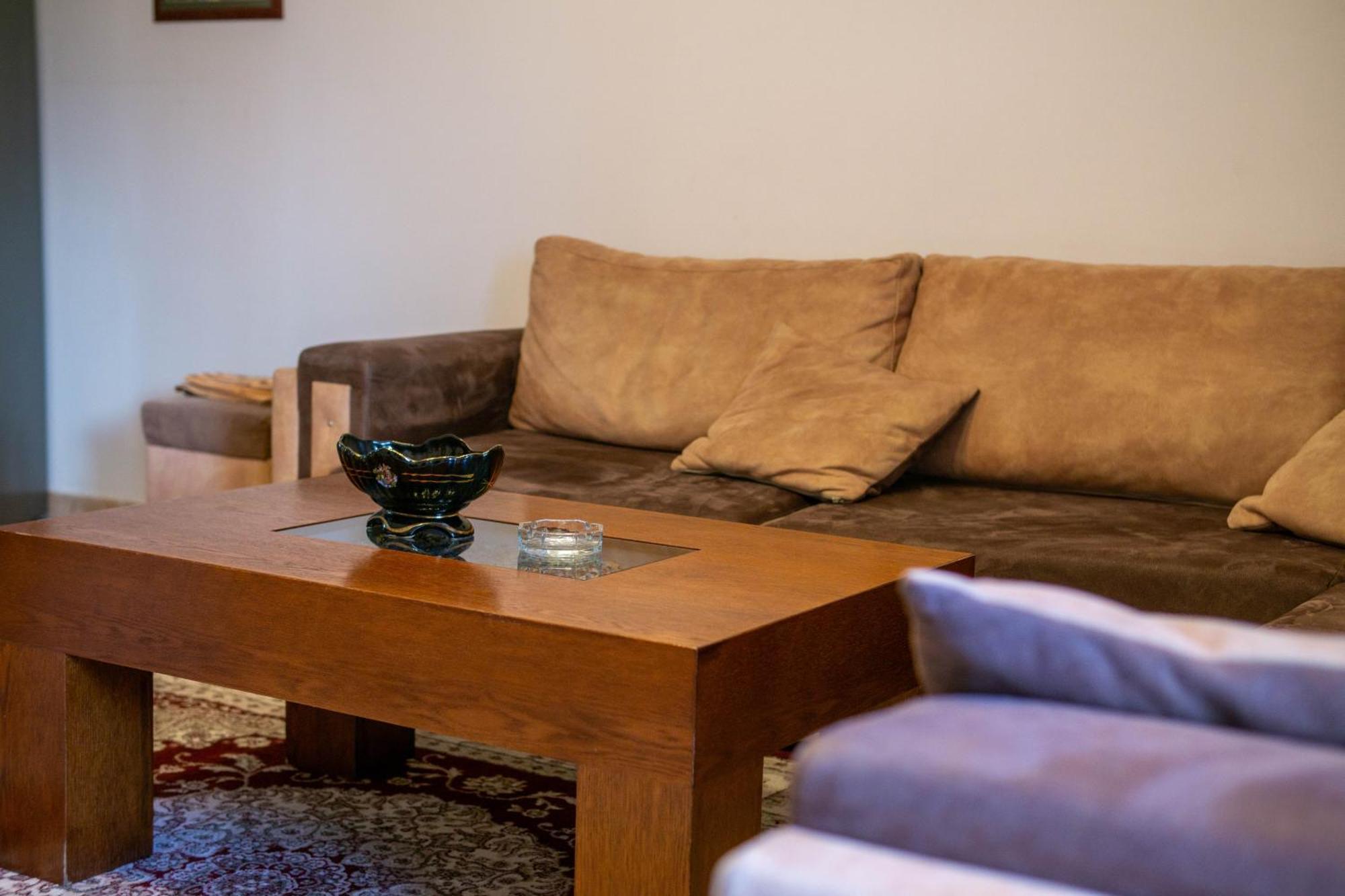 Bllok Bright Private Bedrooms With Private Bathroom On Shared Apartment Tirana Eksteriør billede