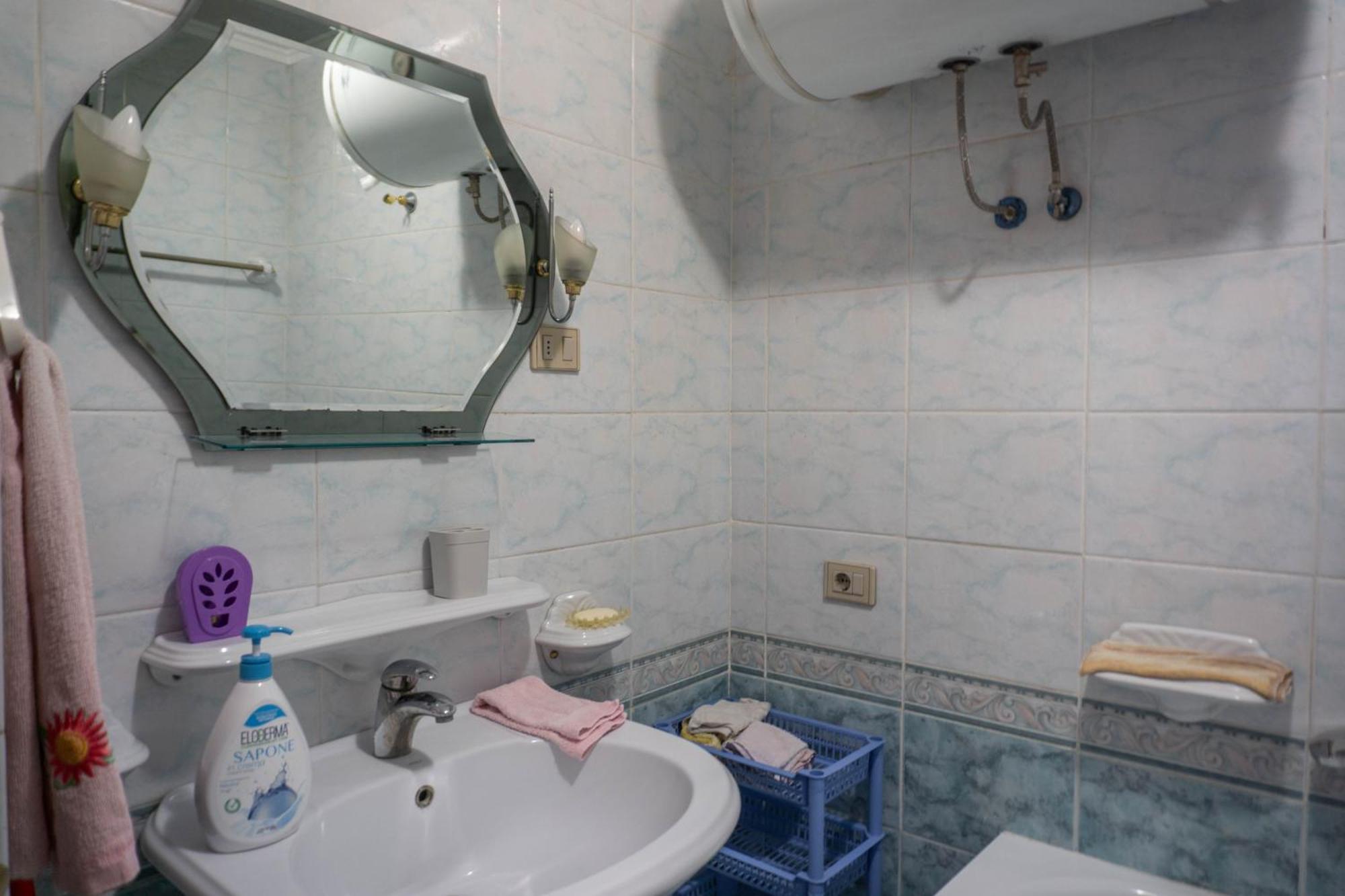 Bllok Bright Private Bedrooms With Private Bathroom On Shared Apartment Tirana Eksteriør billede