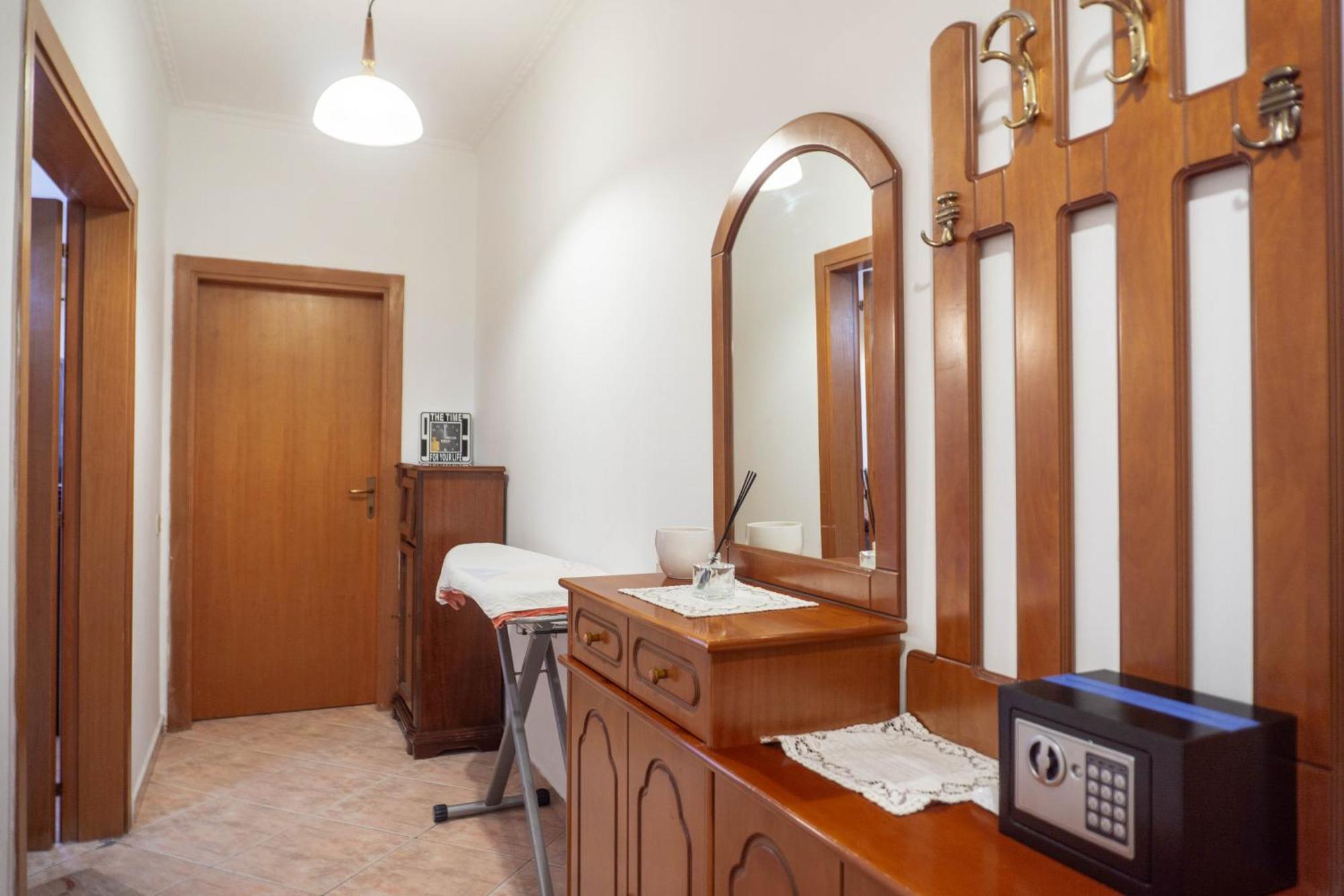 Bllok Bright Private Bedrooms With Private Bathroom On Shared Apartment Tirana Eksteriør billede