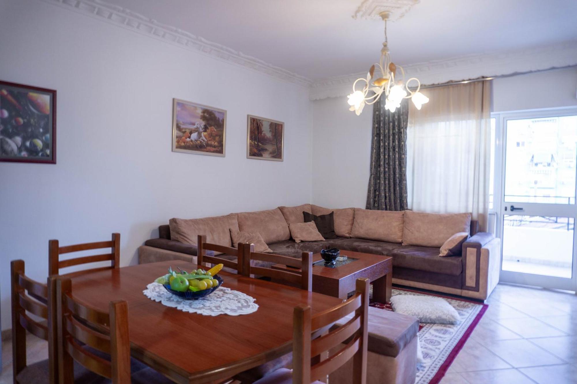 Bllok Bright Private Bedrooms With Private Bathroom On Shared Apartment Tirana Eksteriør billede